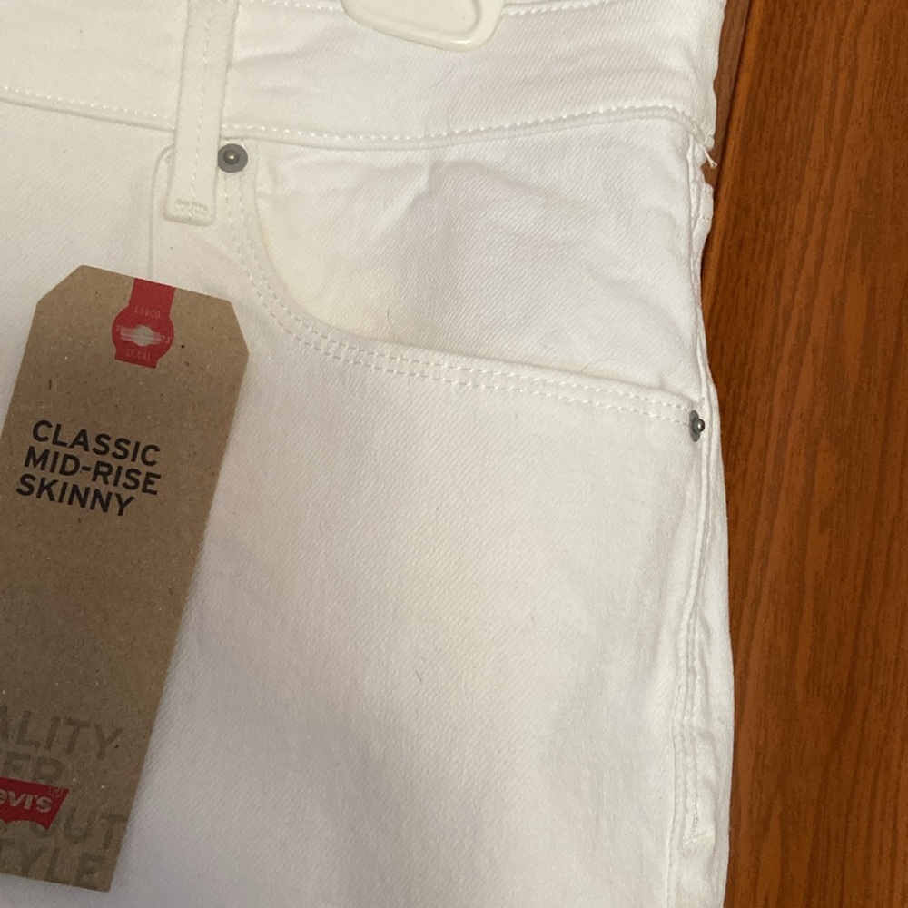Levi's White Classic Mid-Rise Skinny Jeans Timeless Style Size 18 - Picture 5 of 13